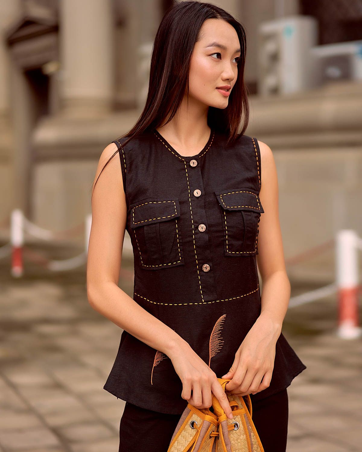 Áo Linen Đen Summer Muse