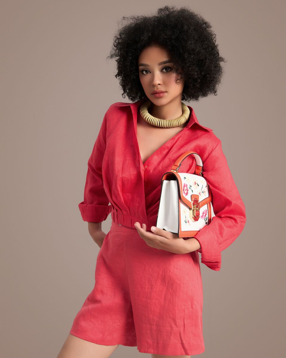 Quần Short Linen Đỏ Hồng Sắc Màu Tự Do