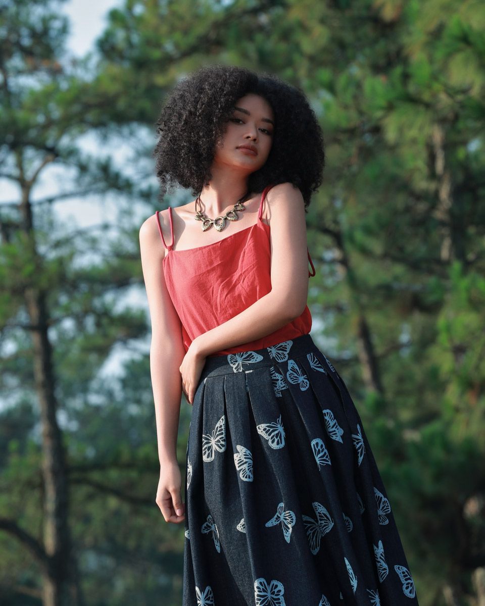 Áo Kiểu Linen Đỏ Into The Wood