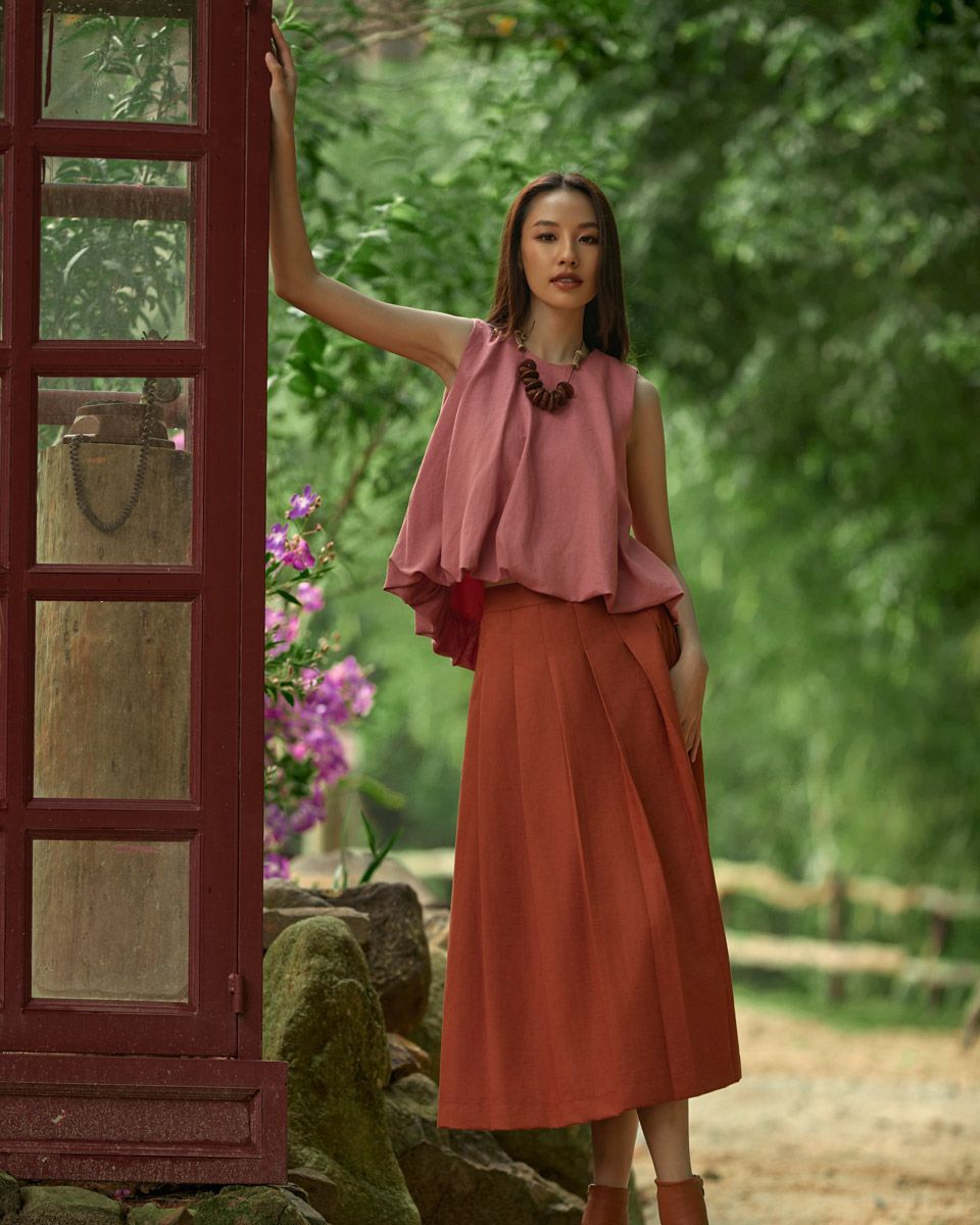 Áo Kiểu Linen Hồng Dâu Into The Wood