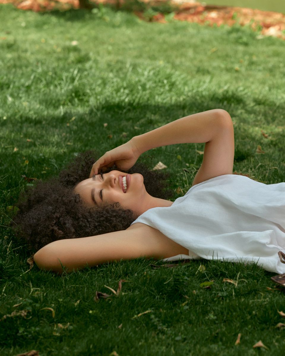 Áo Kiểu Linen Trắng Into The Wood