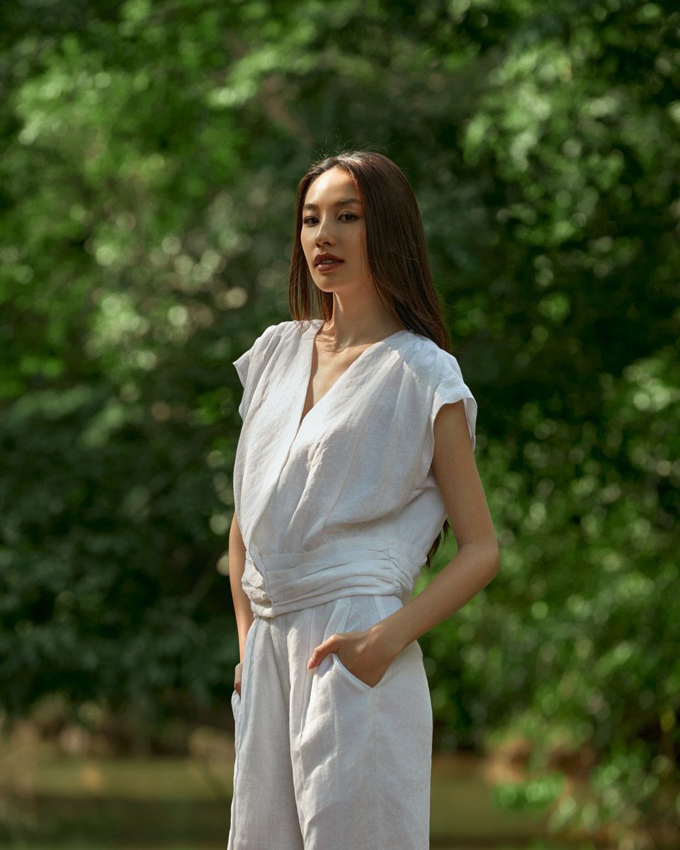 Áo Kiểu Linen Trắng Into The Wood