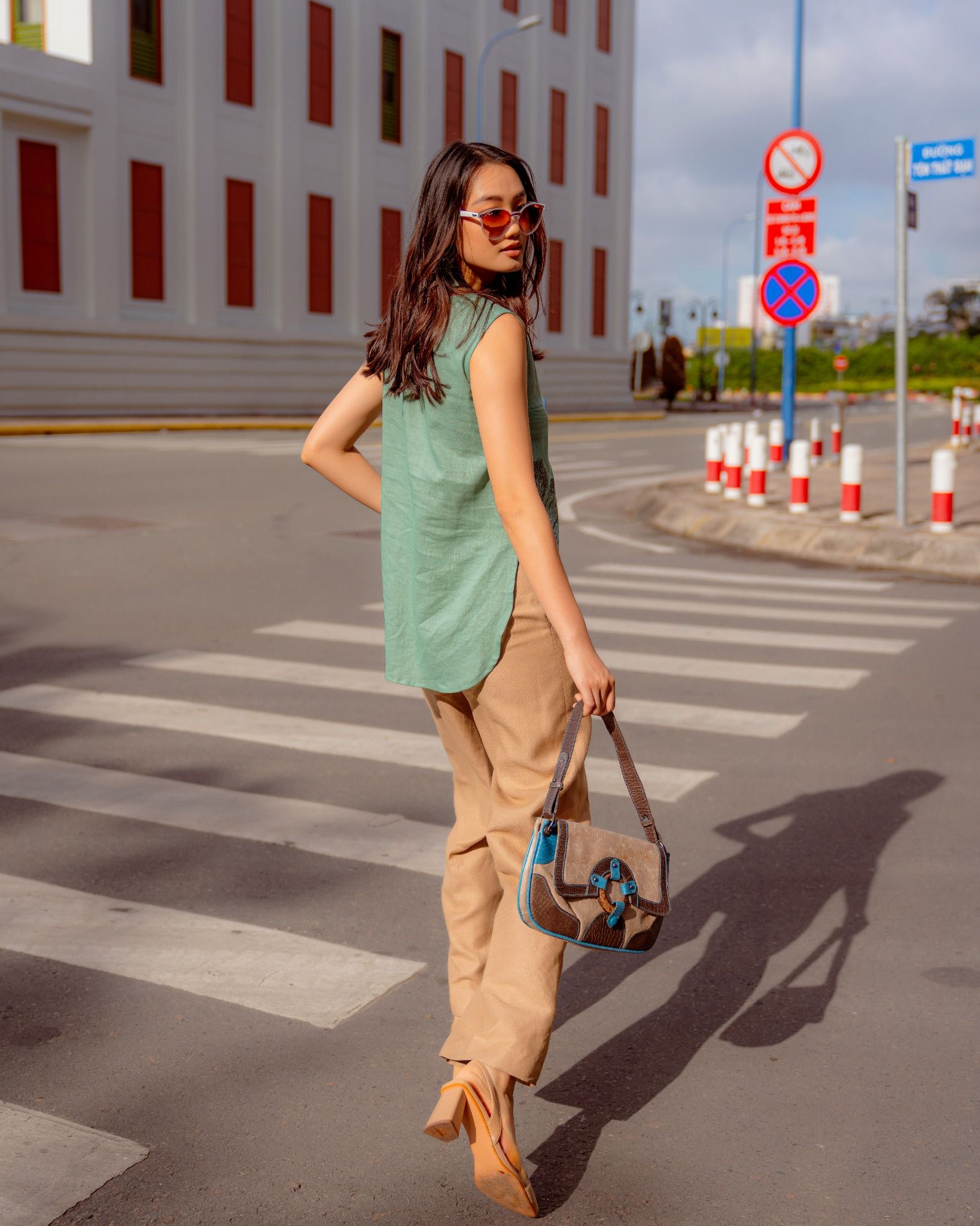 Quần Dài Linen Nâu  Autumn Charm