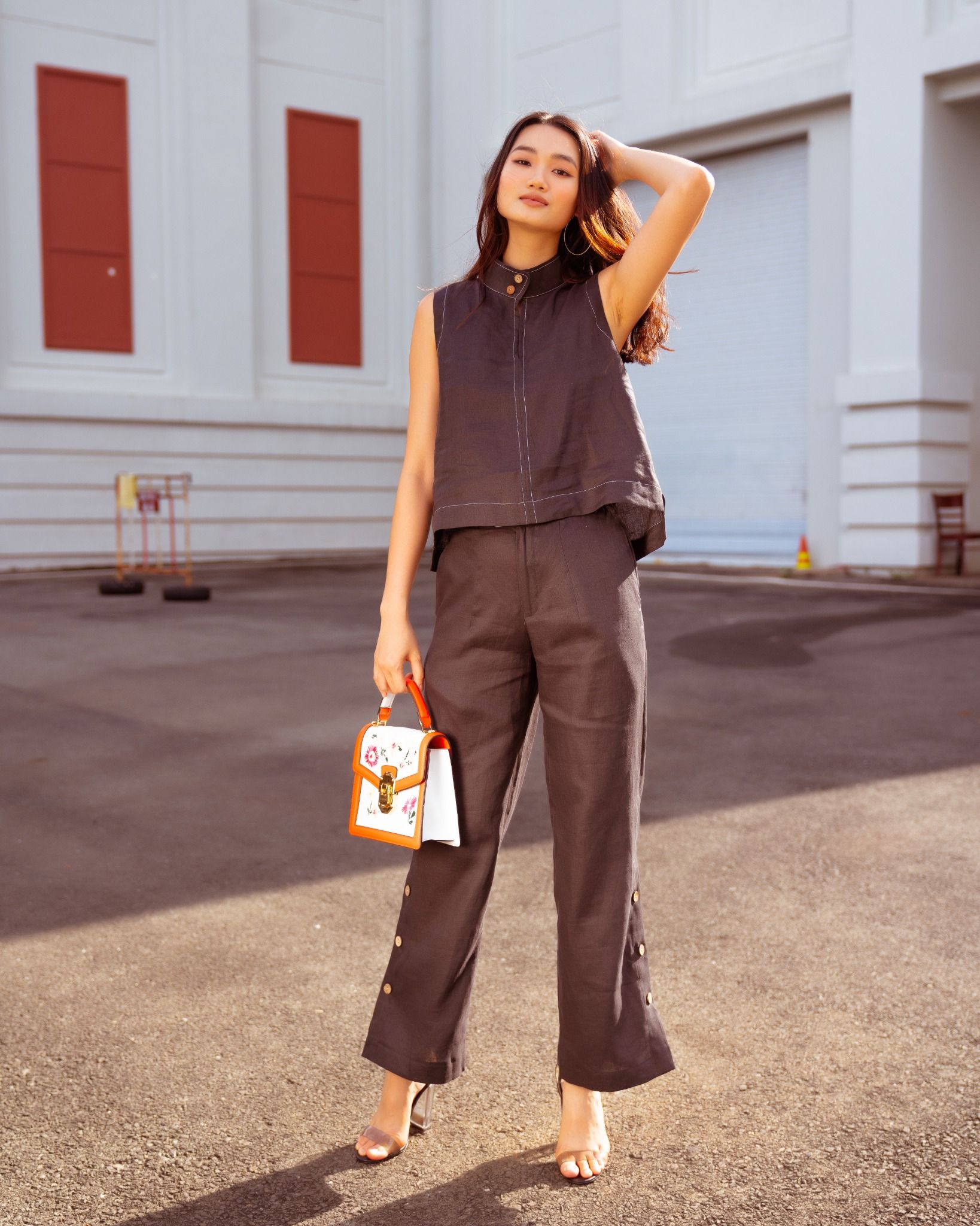 Áo Kiểu Linen Xám Đen Autumn Charm