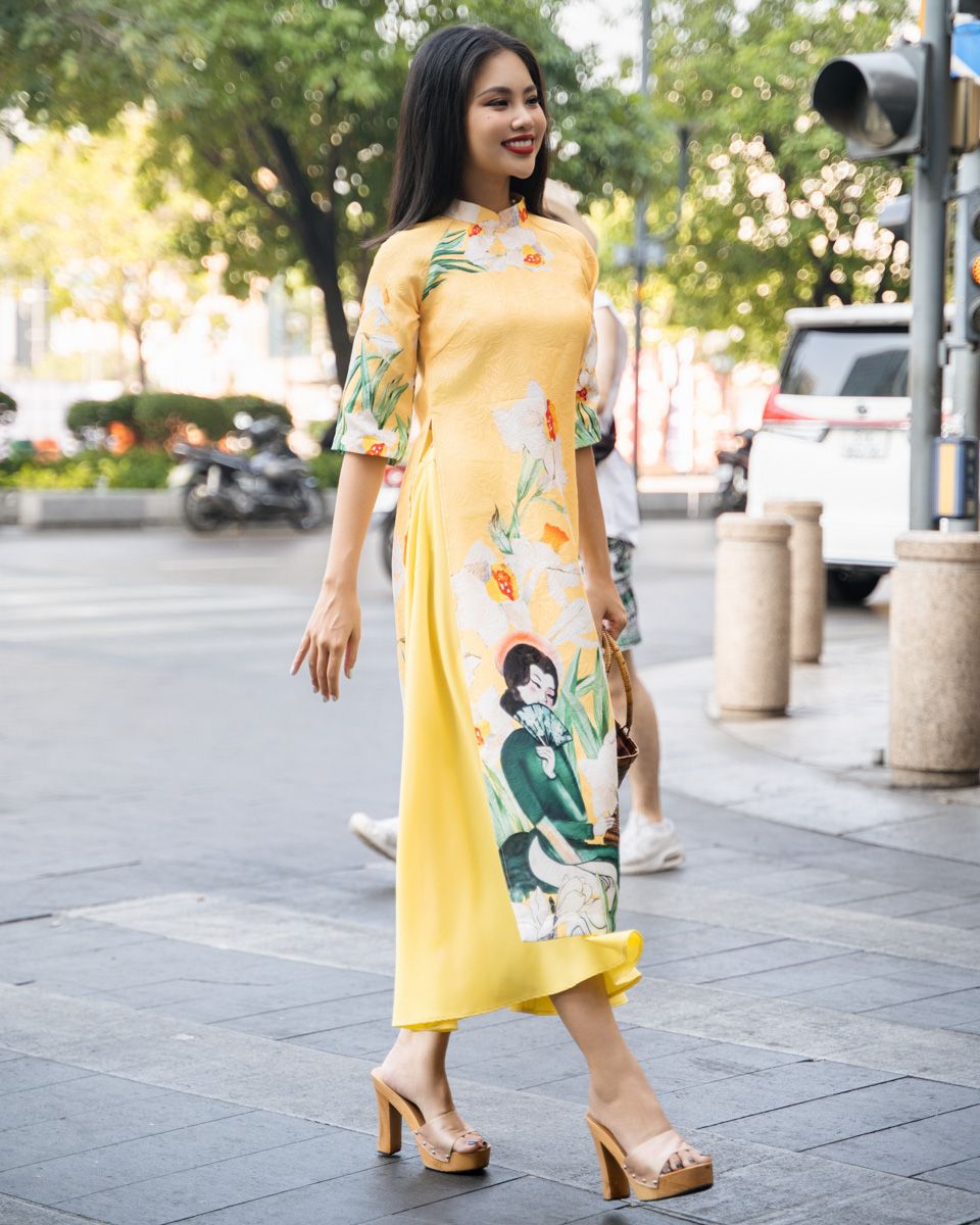 Chân Váy Lụa Vàng