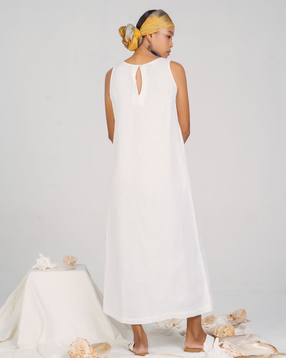 Đầm Linen Trắng New Linen New Horizon