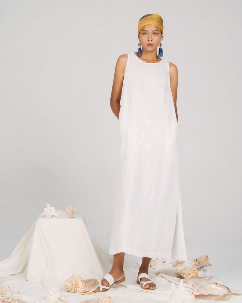 Đầm Linen Trắng New Linen New Horizon