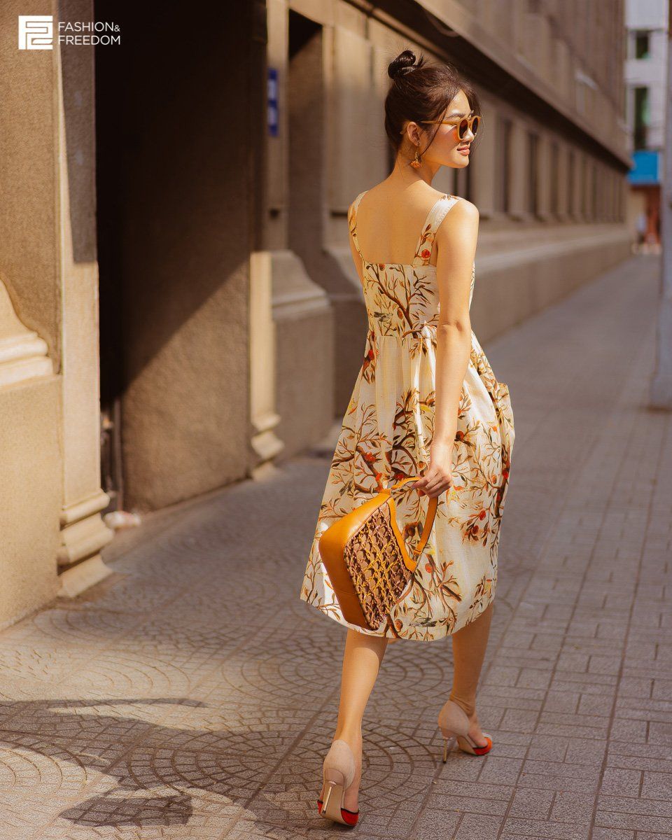 Đầm Linen Kem Hoa Fall Muse