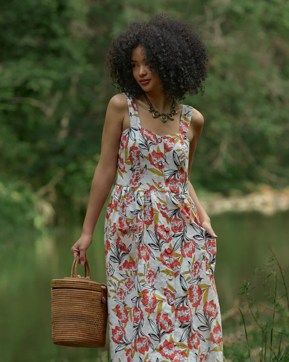 Đầm Linen Trắng Cam Into The Wood