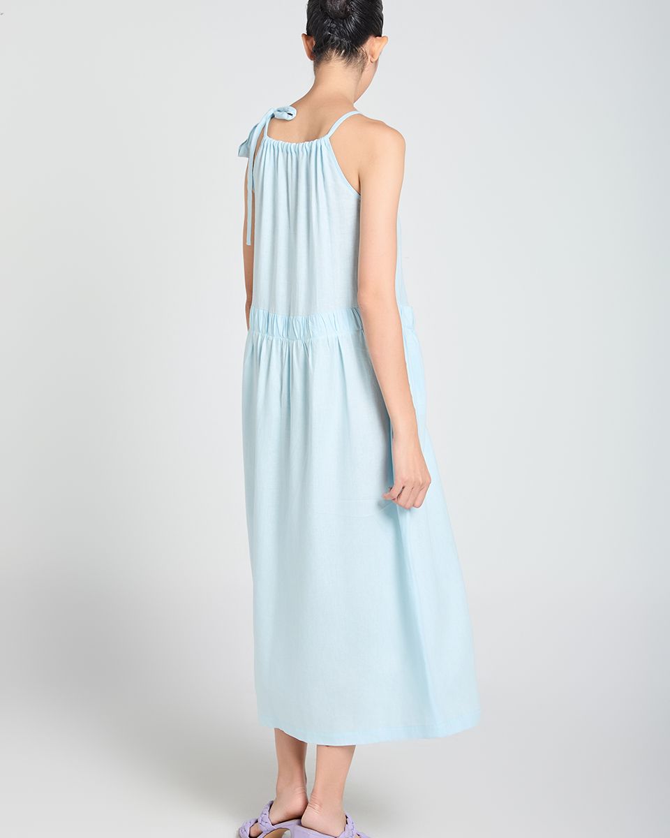 Đầm Linen Xanh A Touch Of Effortless Elegance