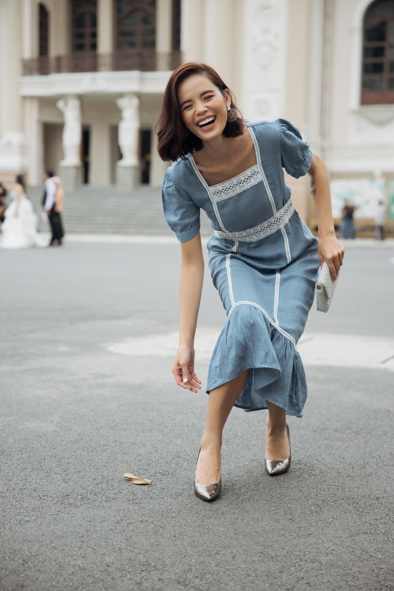 Đầm Linen Xanh Vẻ Đẹp Đương Đại