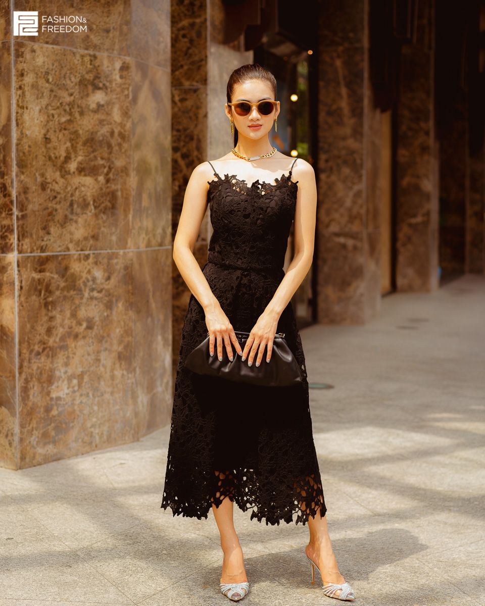 Đầm Ren Đen City Girls