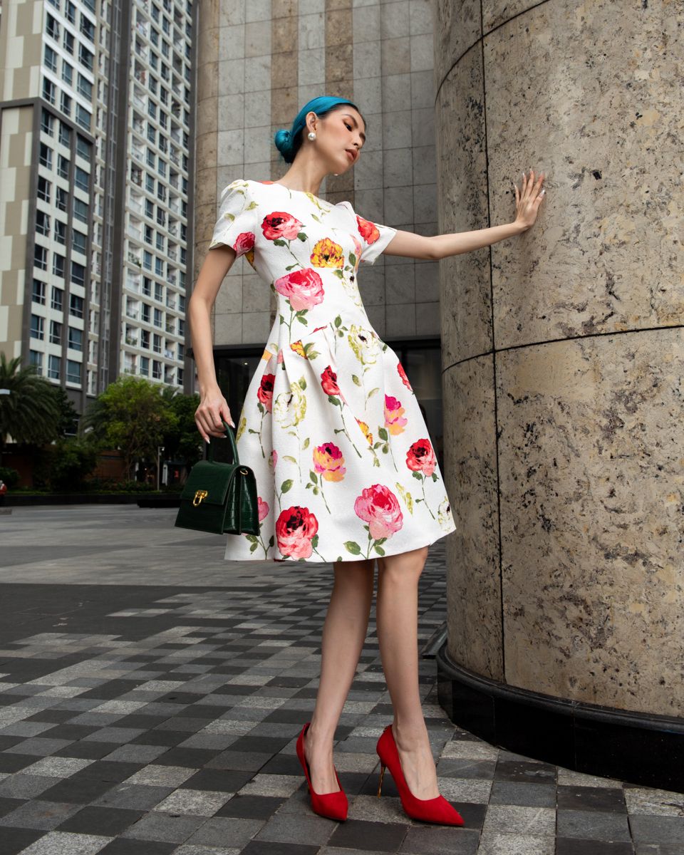 Váy hoa gấm tay bồng dáng xòe phong cách tiểu thư KAZY DRESS V051  Giá  Tiki khuyến mãi 215000đ  Mua ngay  Tư vấn mua sắm  tiêu dùng trực  tuyến Bigomart