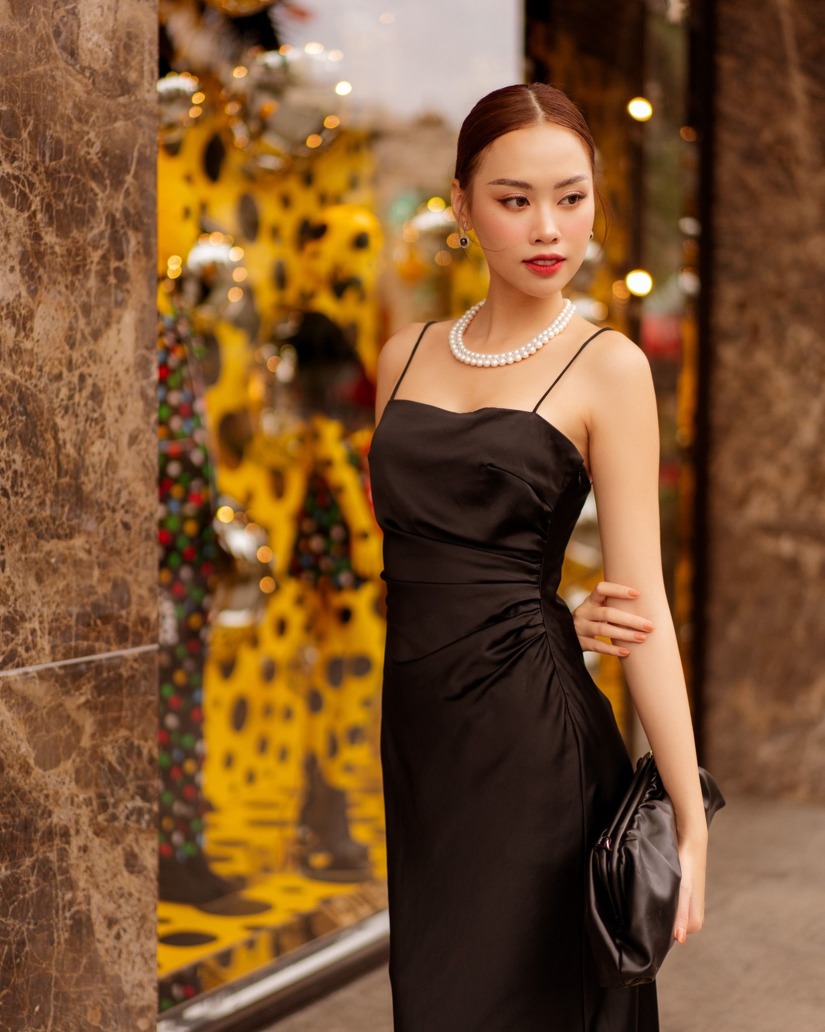 Đầm Lụa Đen