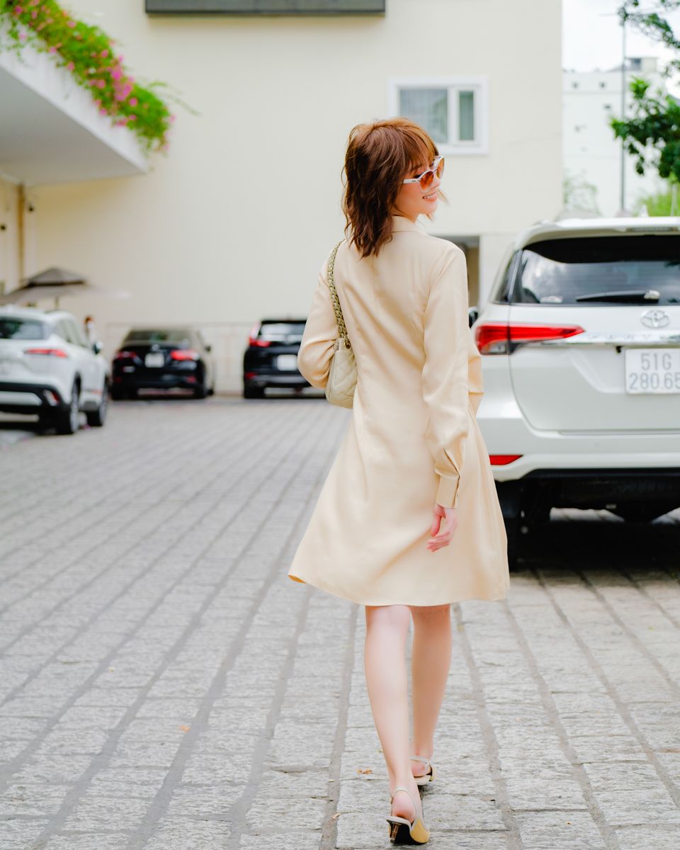 Đầm Lụa Kem Hương Mùa Hè