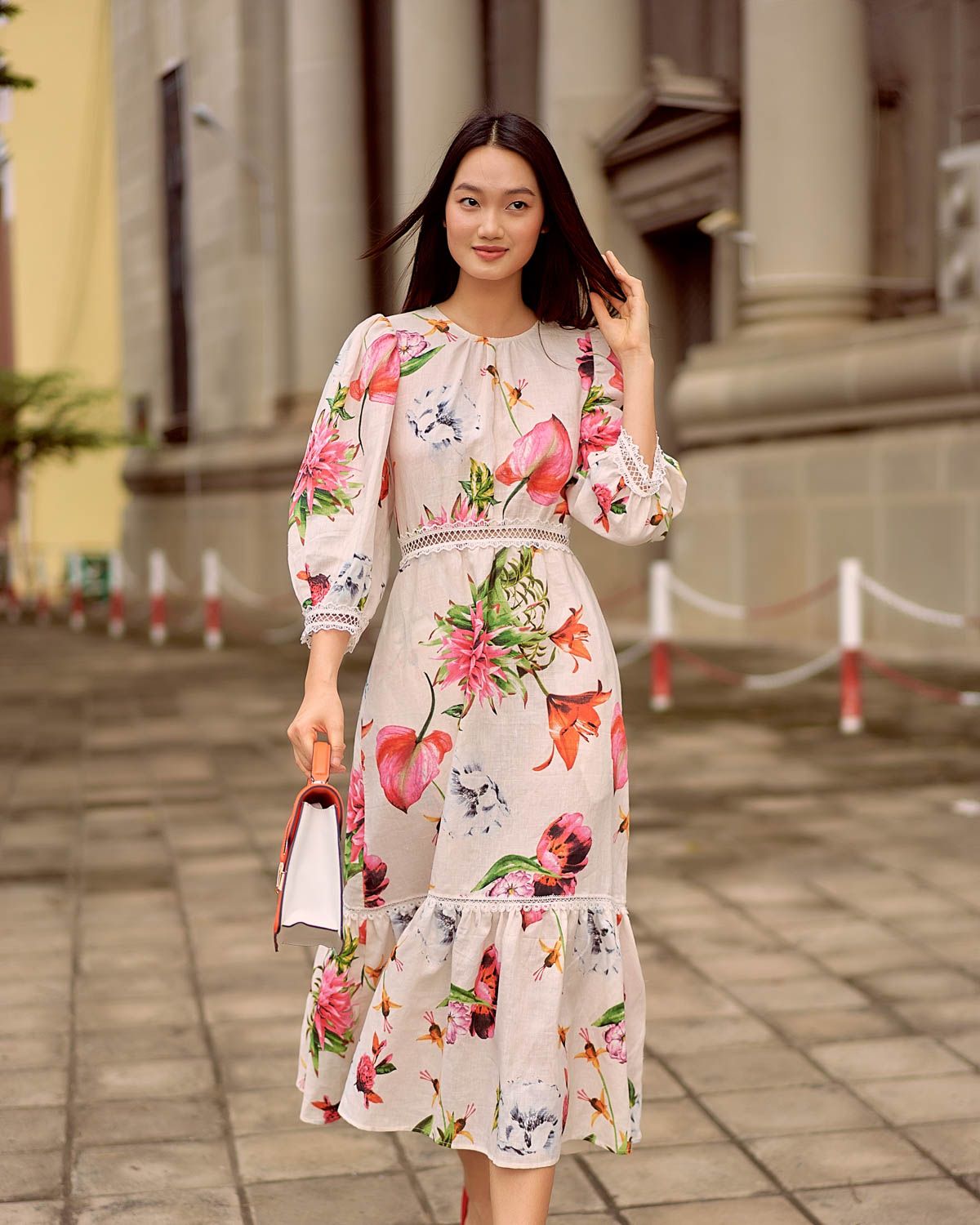 Đầm Linen Trắng Hoa Summer Muse