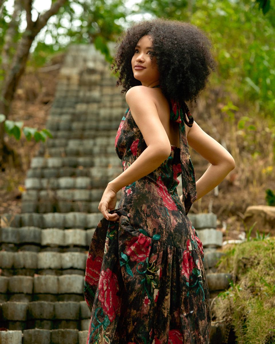 Đầm Linen Nâu Hoa Đỏ Into The Wood