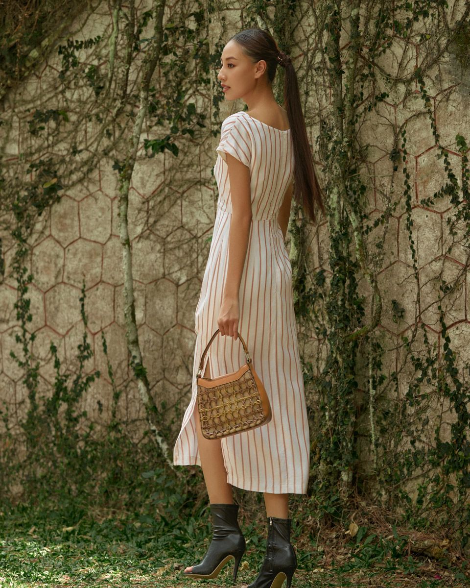 Đầm linen Trắng Sọc Nhuyễn Into The Wood