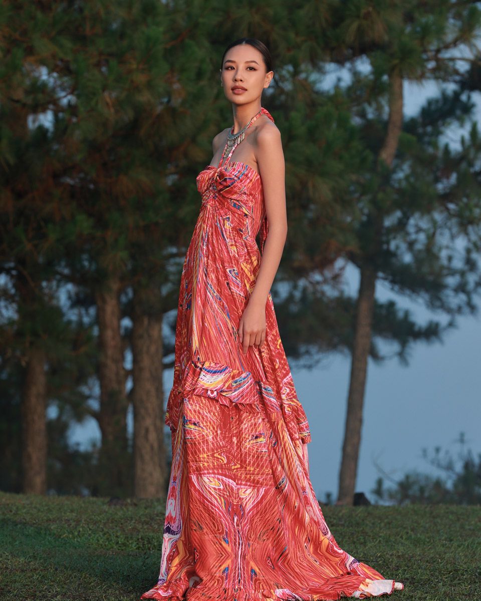 Đầm Voan Đỏ Cam Họa Tiết Into The Wood