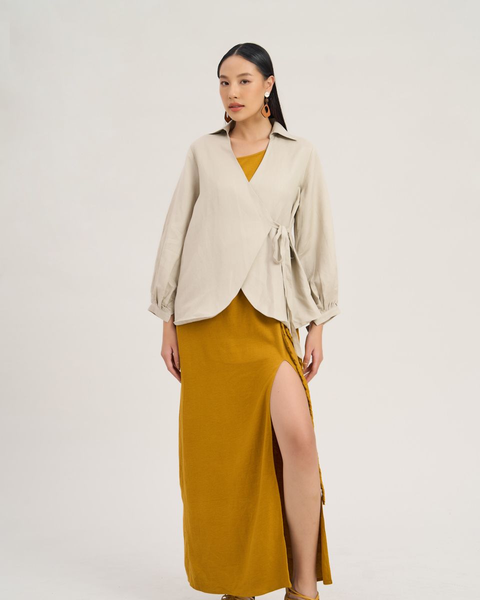 Áo Kiểu Linen Kem Chocolate Fall In Love