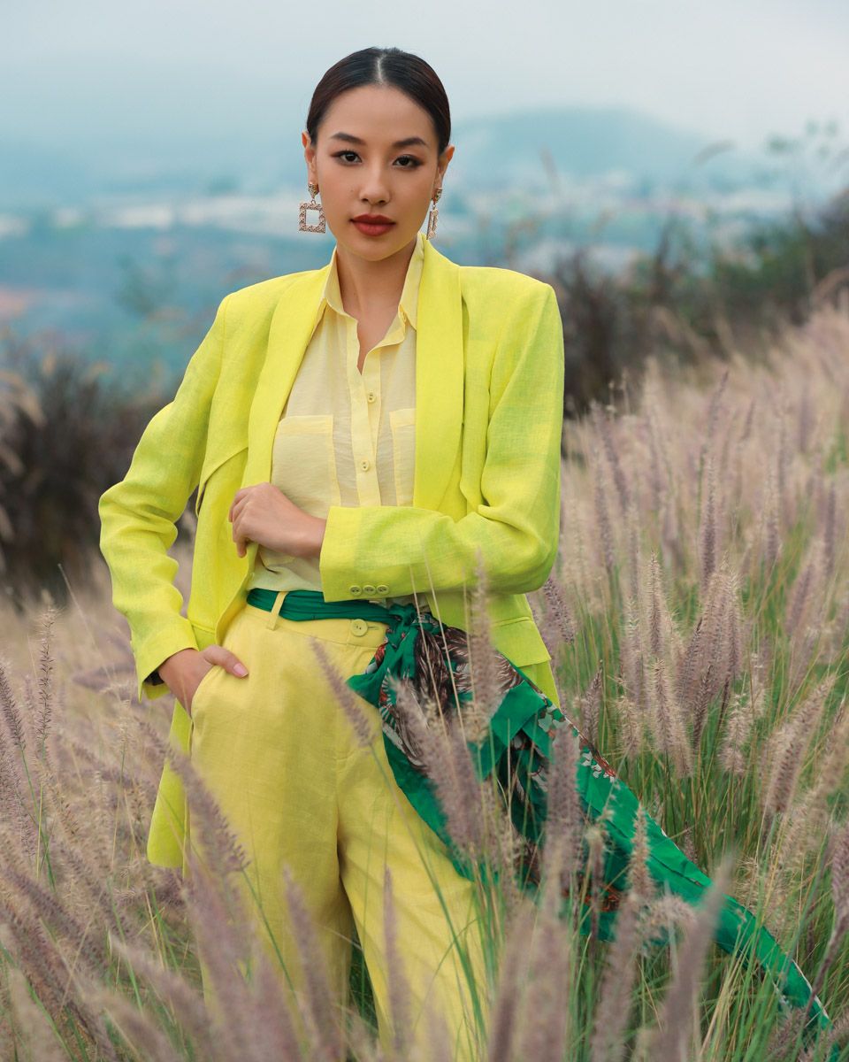 Áo Sơ Mi Nữ Linen Vàng Into The Wood