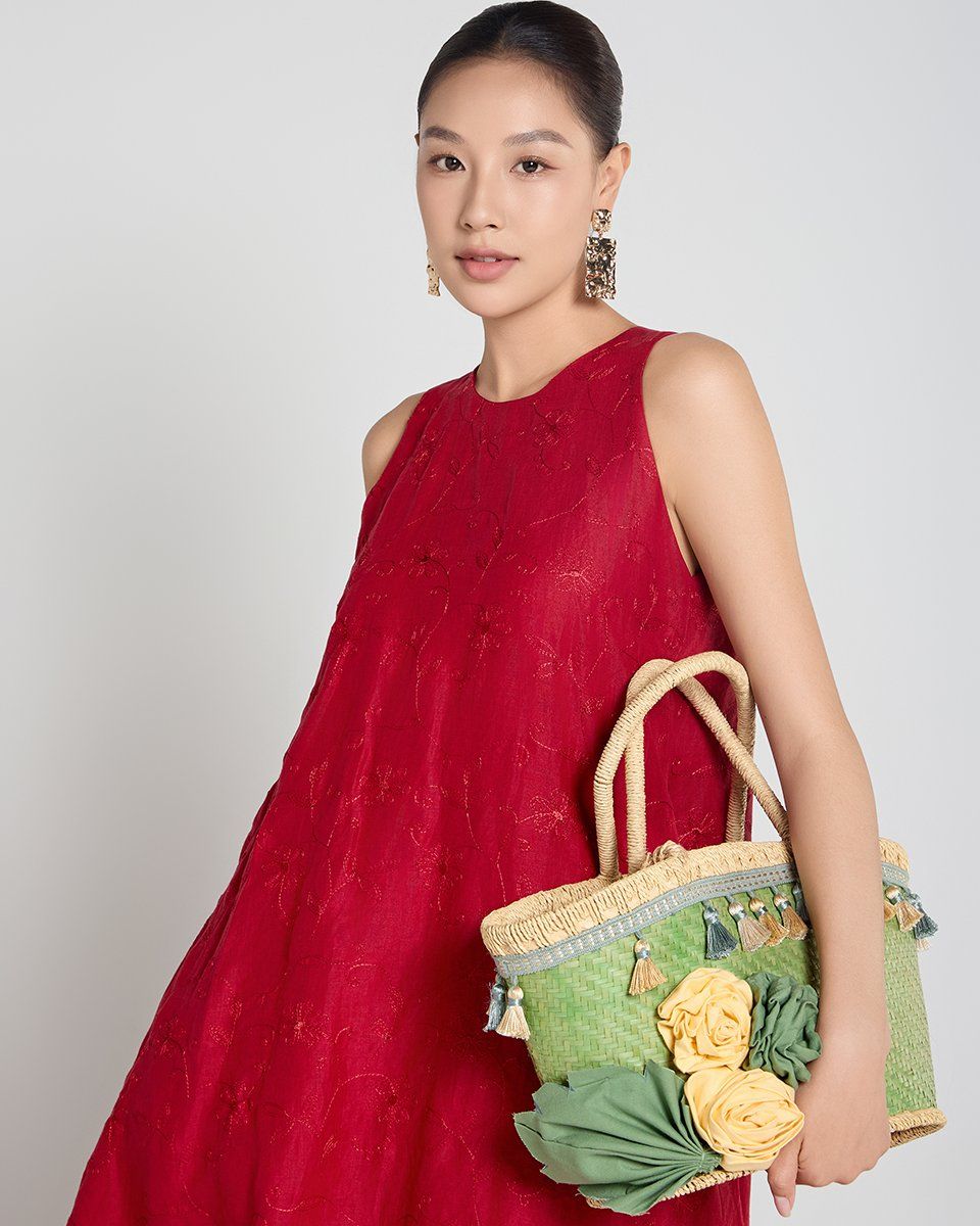 Đầm Linen Đỏ A Touch Of Effortless Elegance