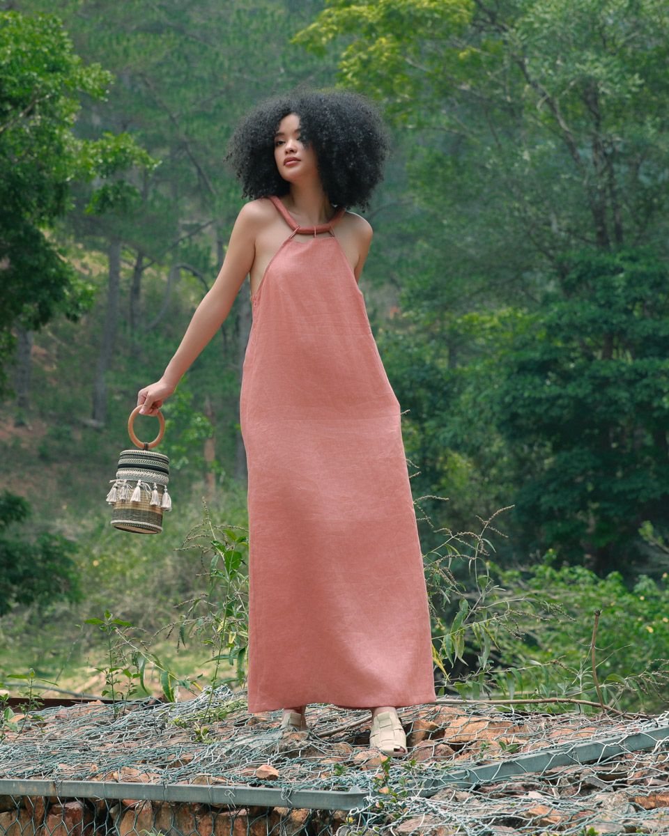 Đầm Linen Hồng Đất Into The Wood