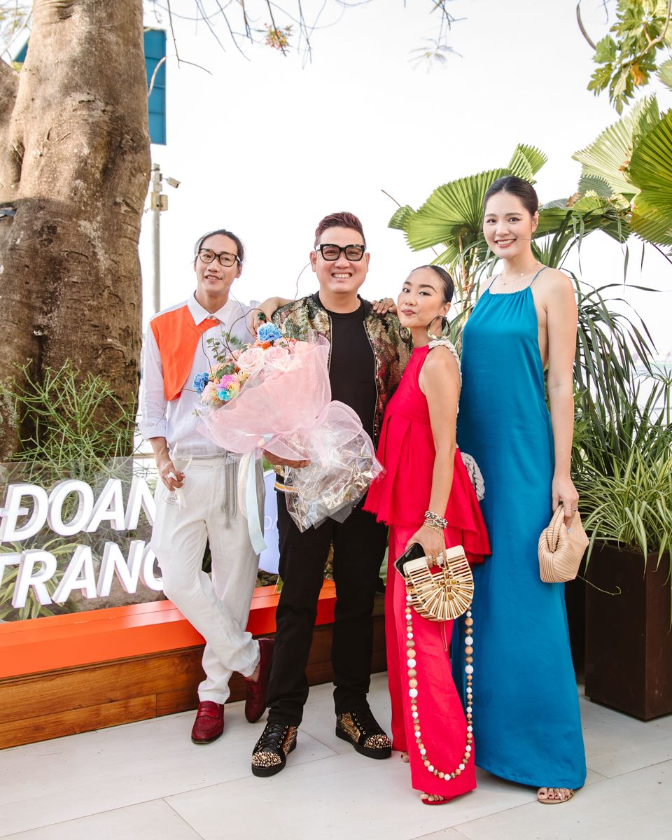 Đầm Nữ Lụa Xanh Dương De Soleil
