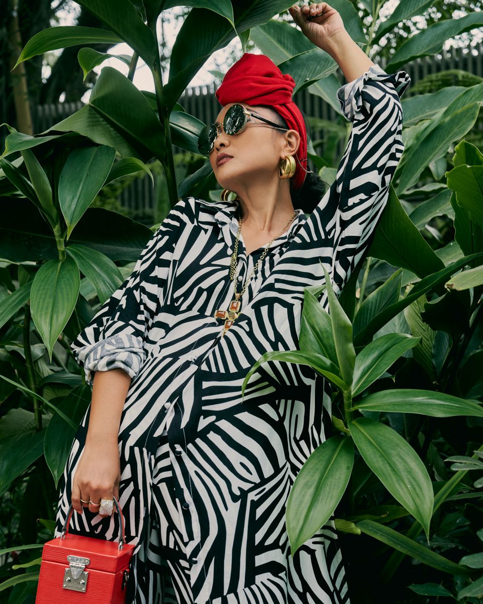 Áo Kiểu Linen Nữ Đen Trắng De Soleil