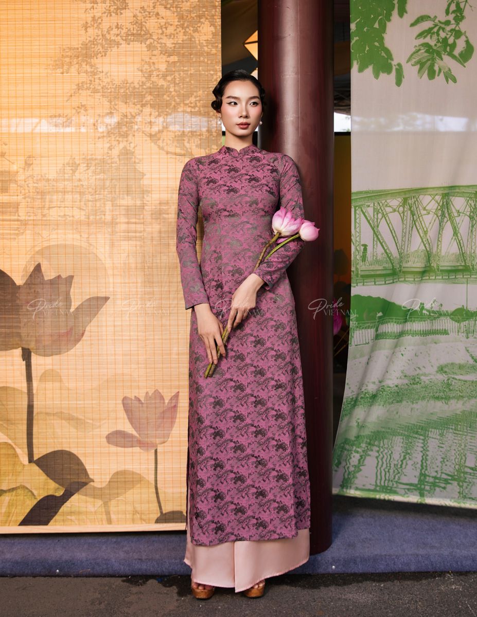 Áo Dài Lụa Tím Hồng Pride Việt Nam
