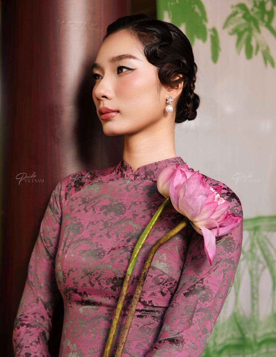 Áo Dài Lụa Tím Hồng Pride Việt Nam