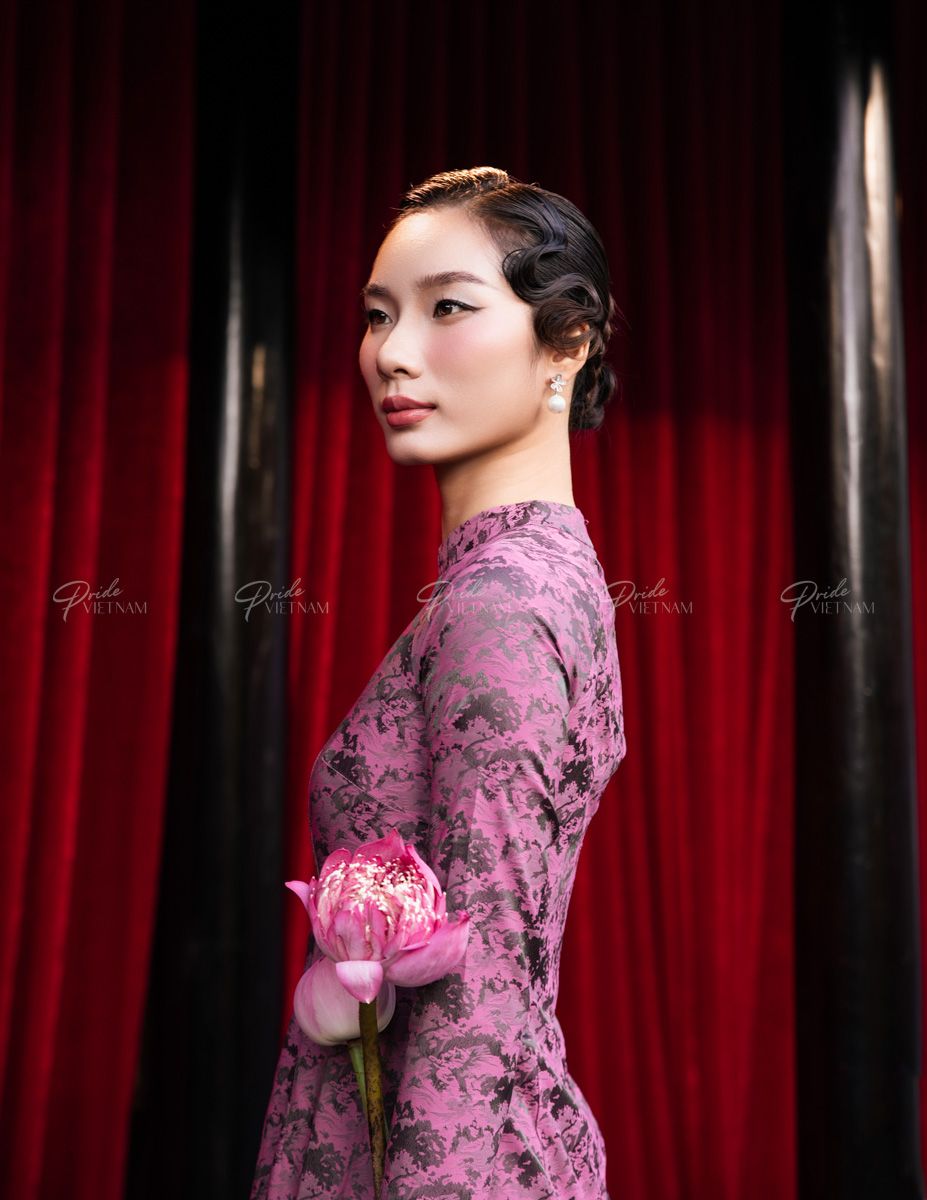 Áo Dài Lụa Tím Hồng Pride Việt Nam