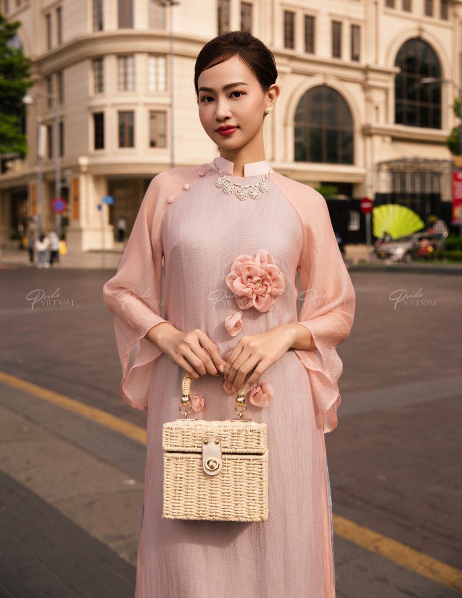 Áo Dài Voan Nữ Hồng Pride Việt Nam