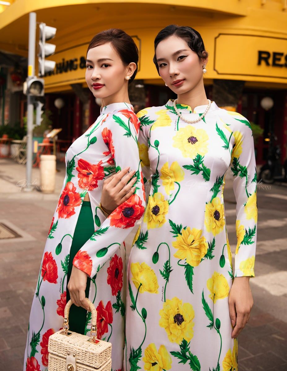 Áo Dài Lụa Họa Tiết Trắng Hoa Vàng  Hồn Việt