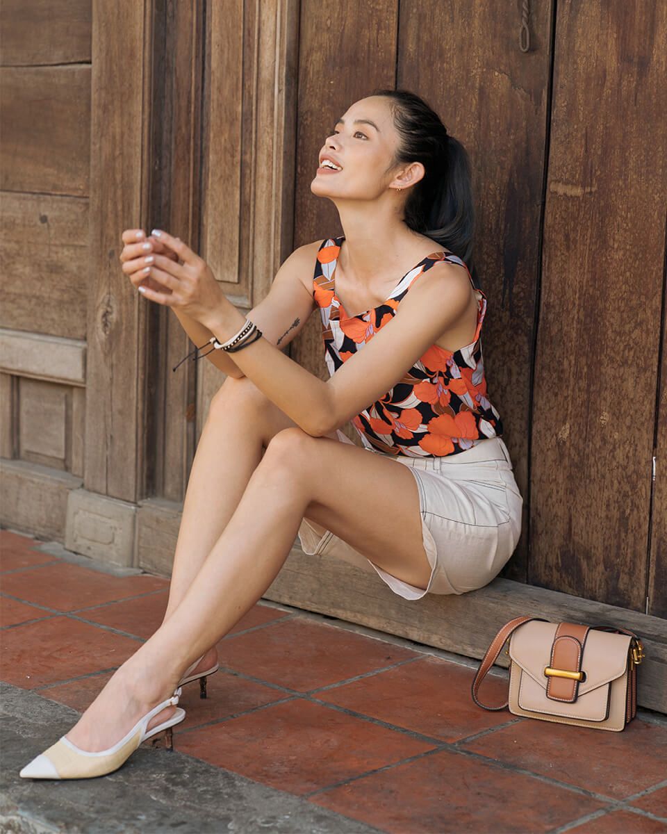 Áo Kiểu Linen Cam Modern Meets Heritage
