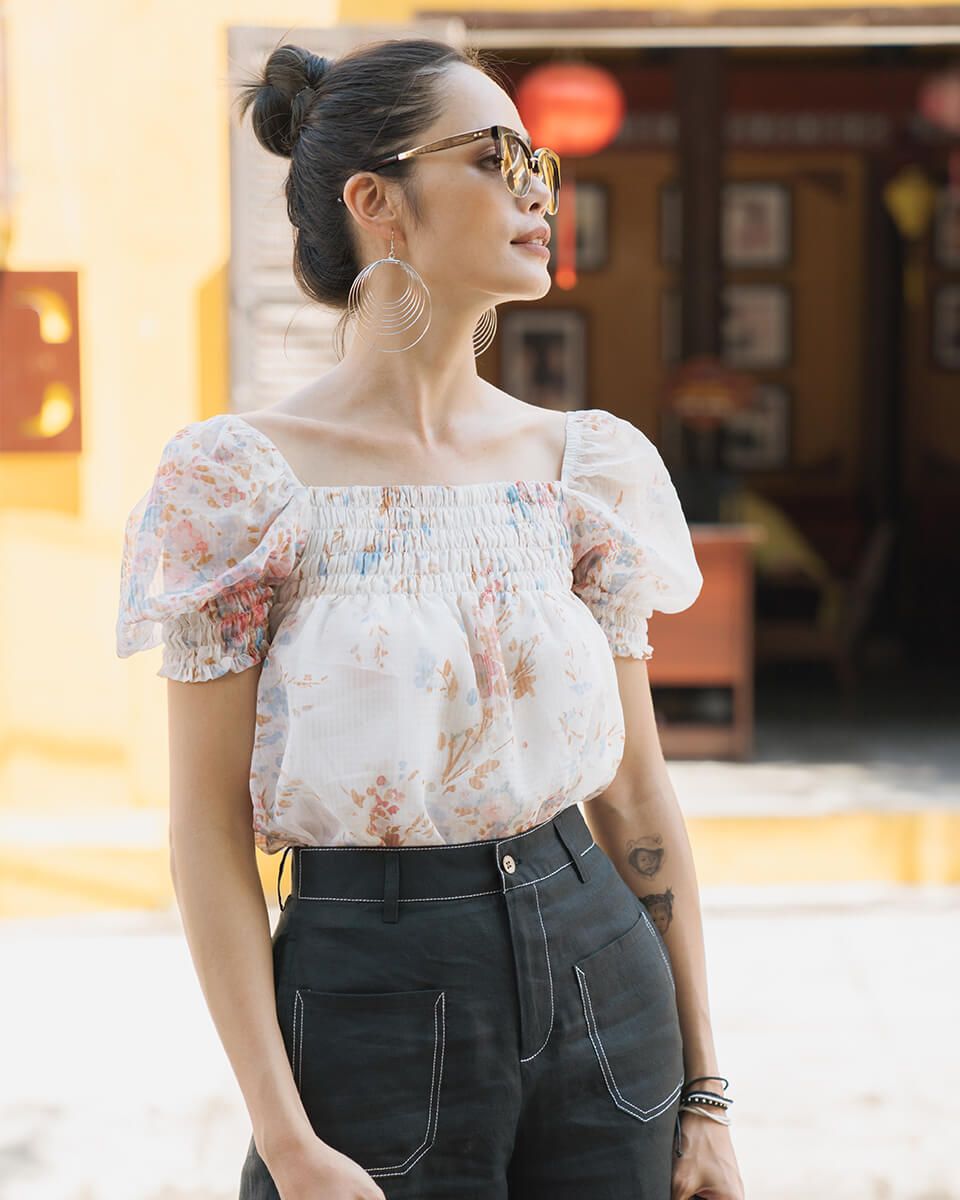 Quần Short Linen Đen Modern Meets Heritage