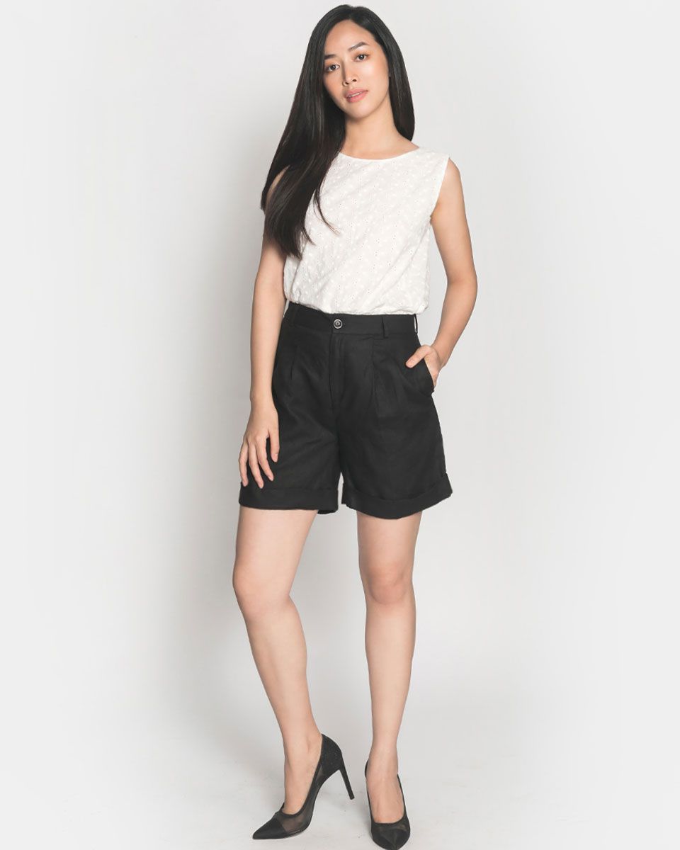 Quần Short Linen Đen