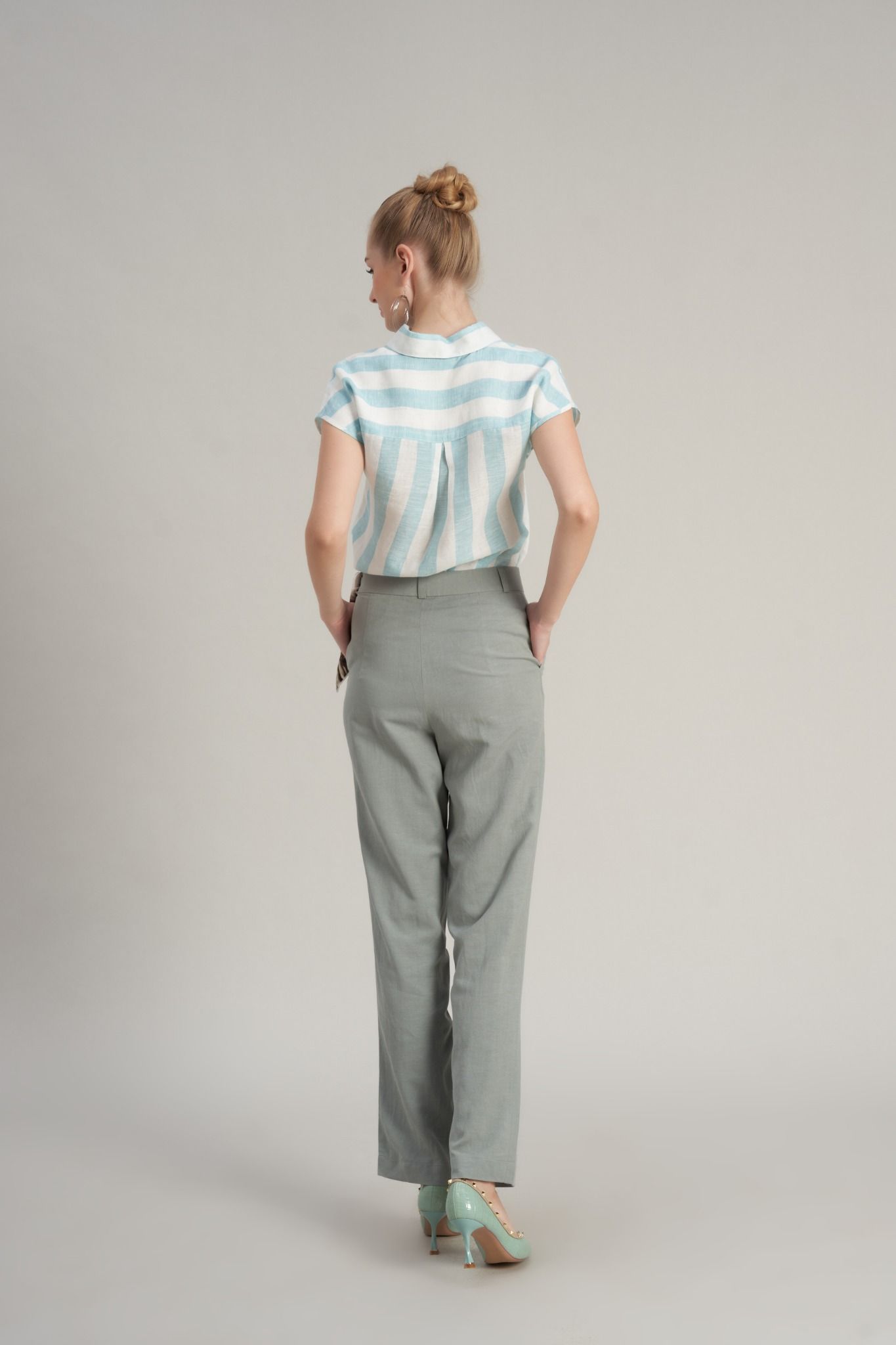 Quần Dài Linen Nữ Ngọc Nhạt