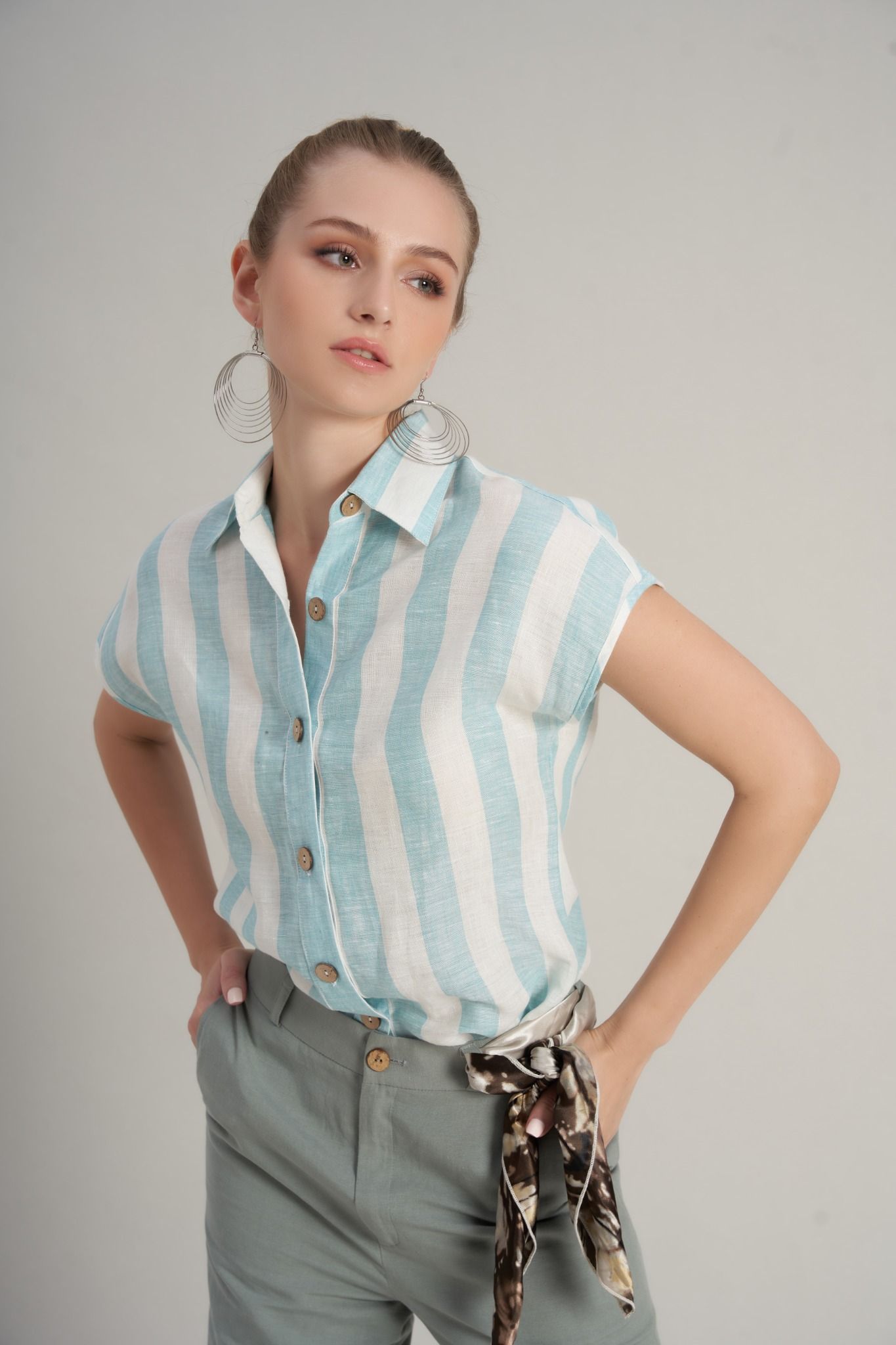 Quần Dài Linen Nữ Ngọc Nhạt
