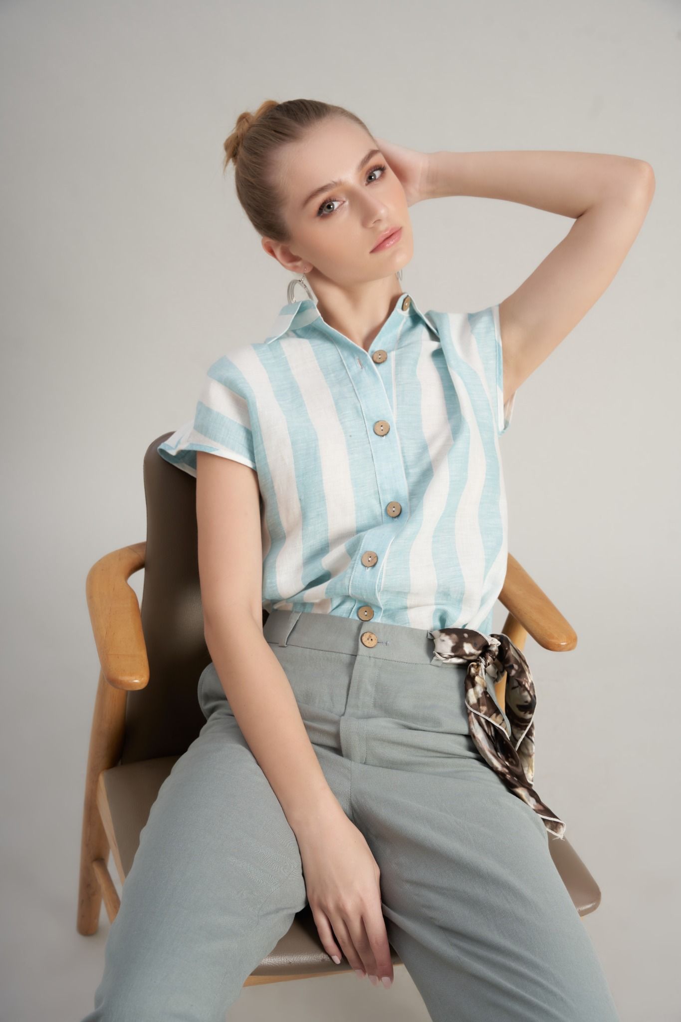 Quần Dài Linen Nữ Ngọc Nhạt