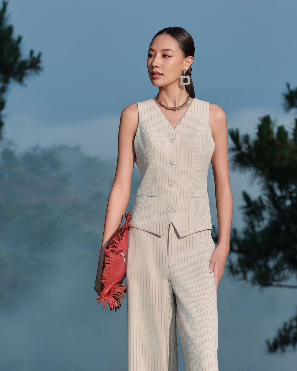 Quần Dài Linen Kem Sọc Into The Wood