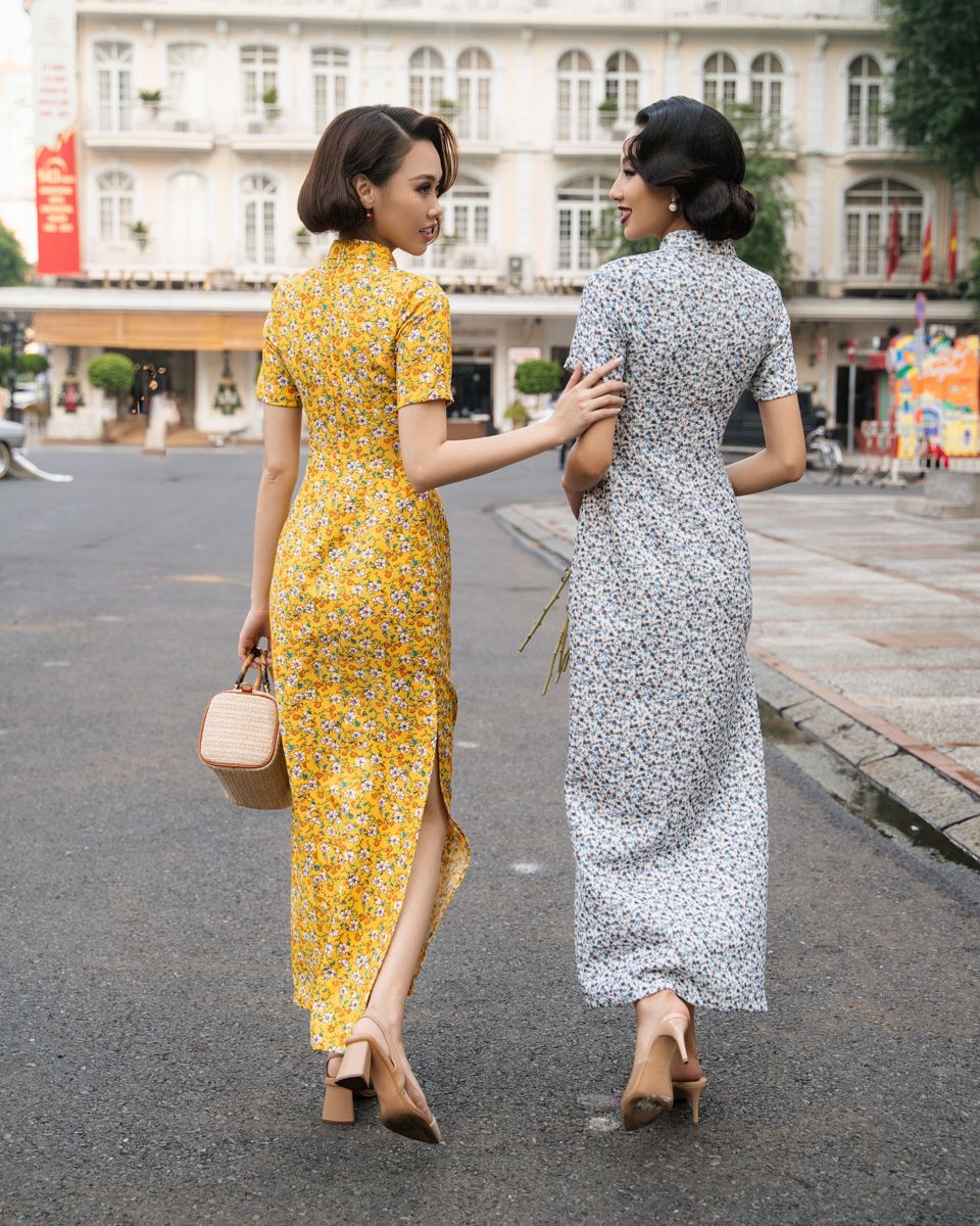 Sườn Xám Gấm Trắng Pride Việt Nam