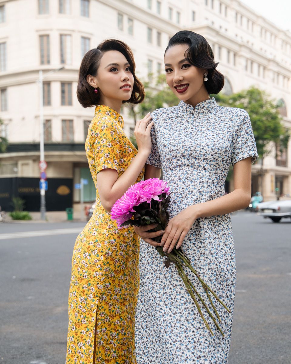 Sườn Xám Gấm Trắng Pride Việt Nam