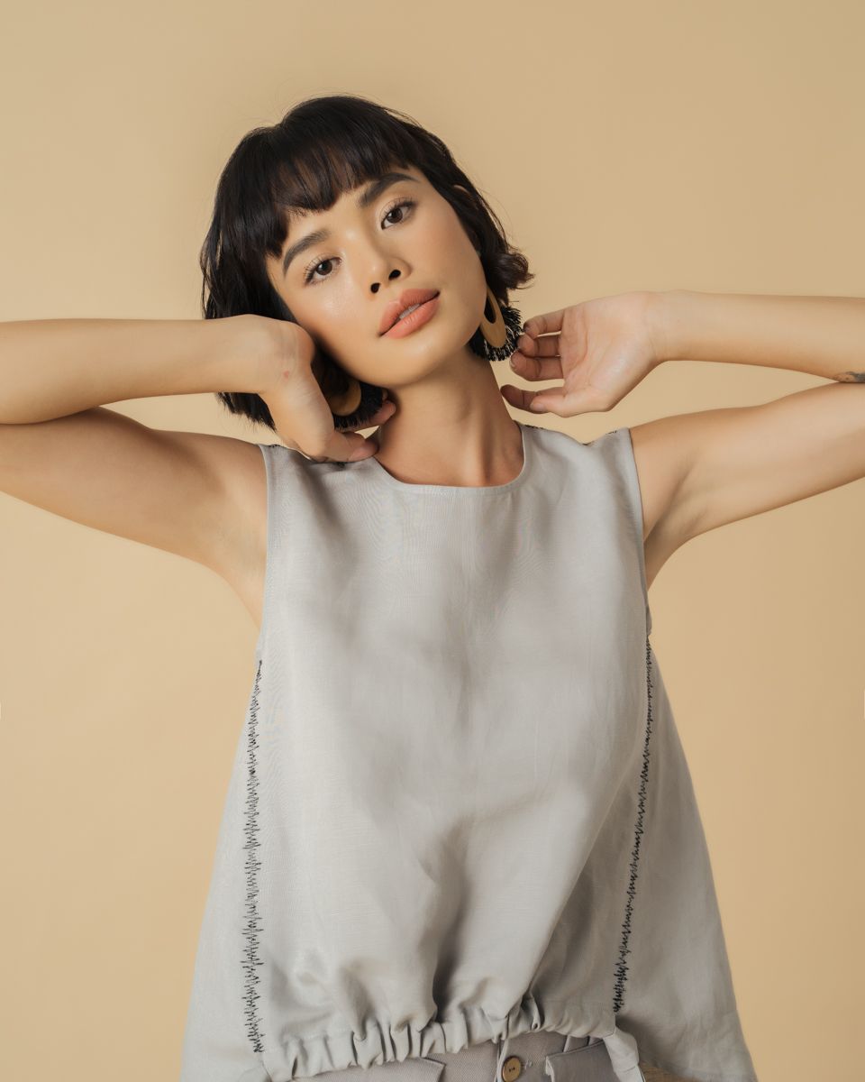 Quần Linen Xám Becoming Discover