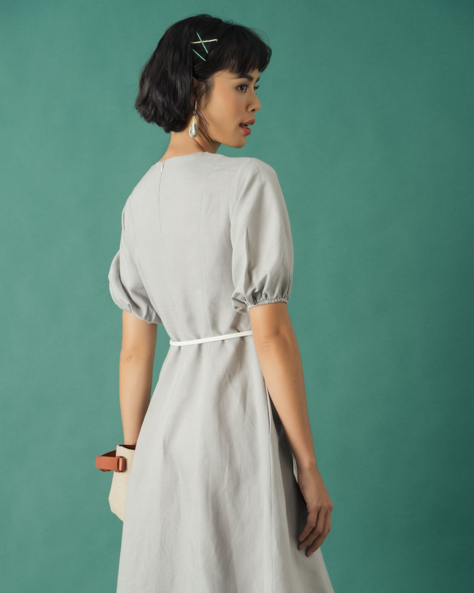 Đầm Linen Xám Becoming Discover
