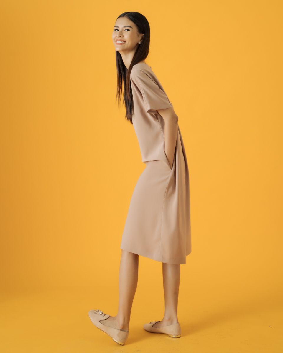 Đầm Lụa Beige Stay Classy
