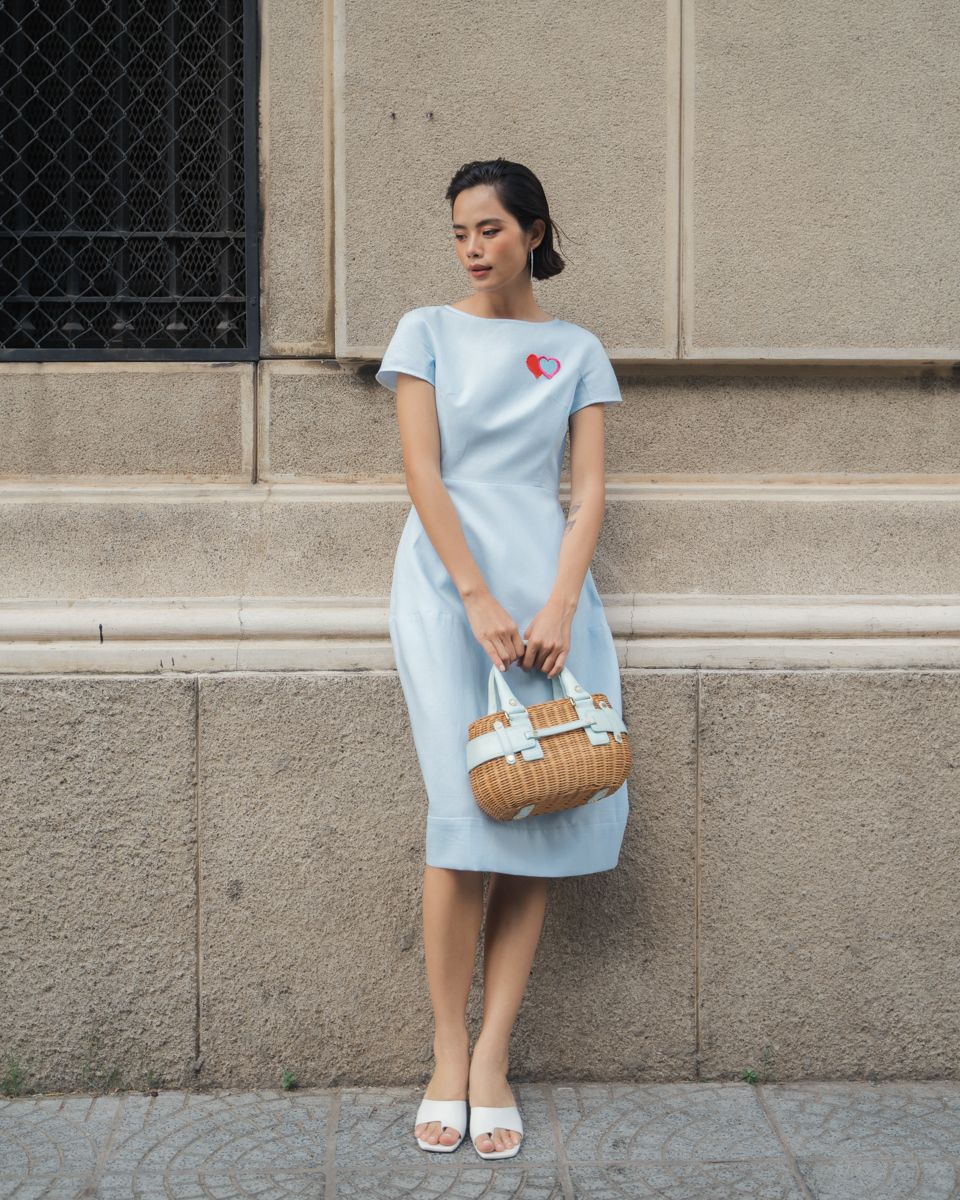 Đầm Linen Xanh Becoming Unveil