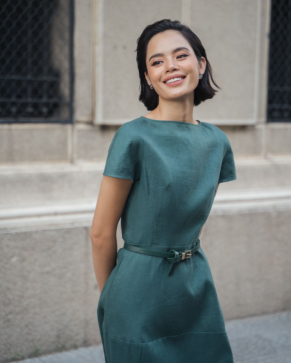 Đầm Linen Xanh Cổ Vịt Becoming Unveil