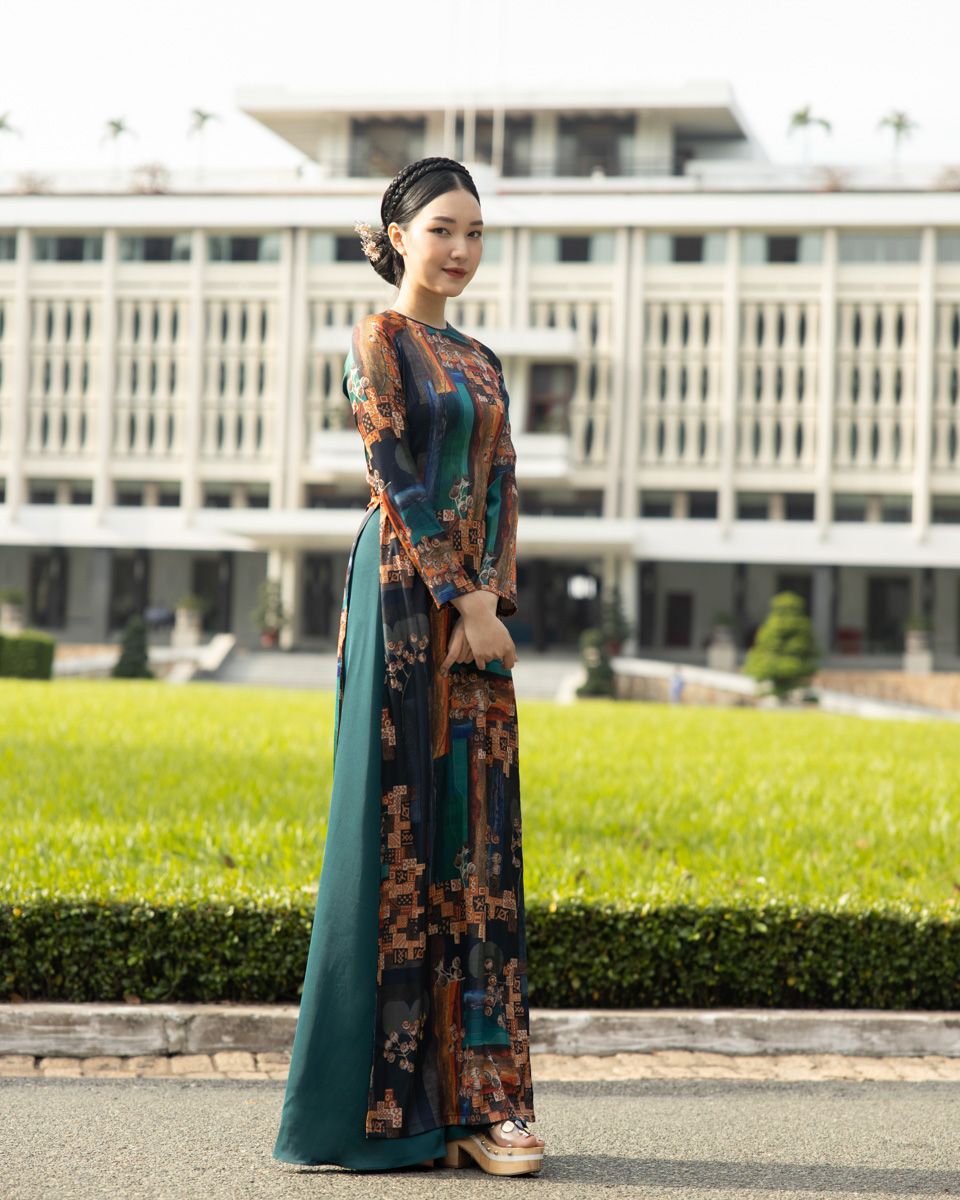 Áo Dài Lụa Xanh Gems Of Vietnam
