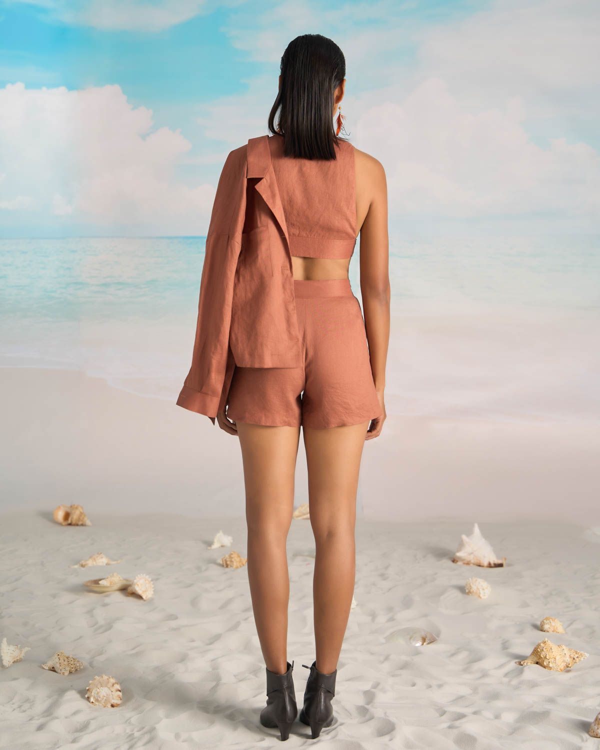 Quần Short Linen Nâu Bright And Shine